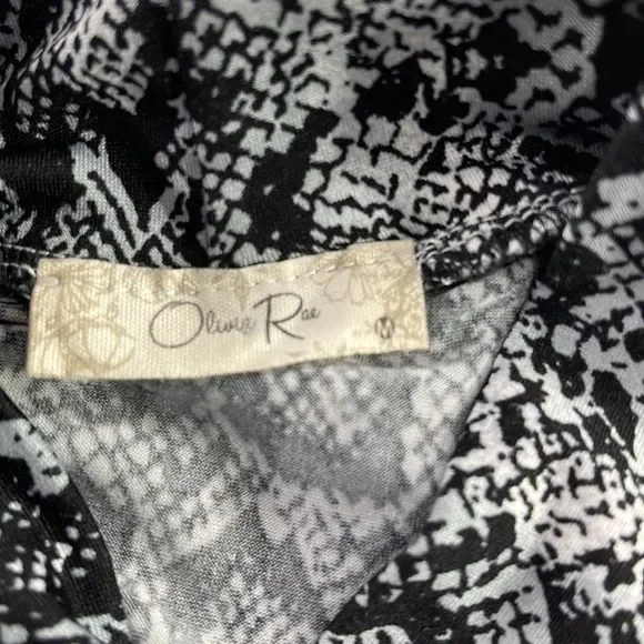 Women’s Olivia Rae Black & White Sleeveless Classy Shirt (M) AS13 - Picture 5 of 9